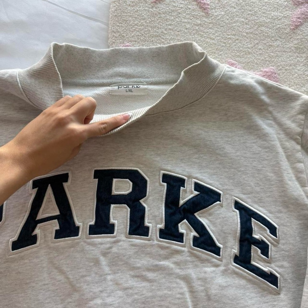 Parke Grey and Navy Blue Mock neck Sweatshirt size - Picture 7 of 7